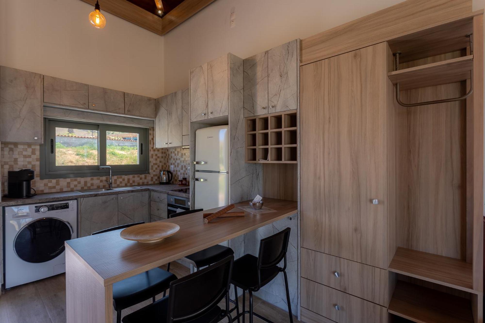 Apolithon Premium Houses Sigrion Luaran gambar